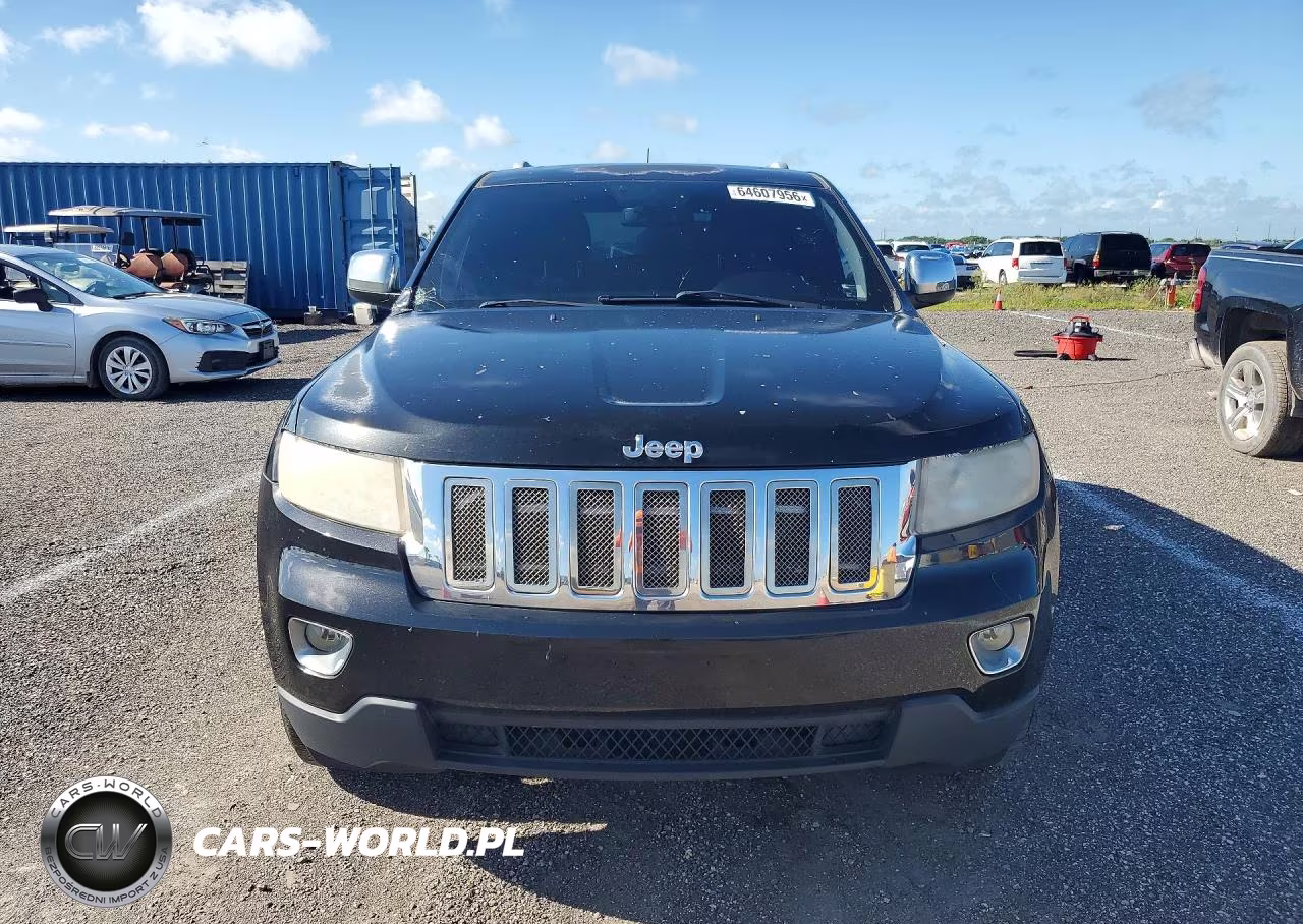 2012 Jeep Grand Cherokee Laredo VIN:1C4RJFAG3CC227320 - 5