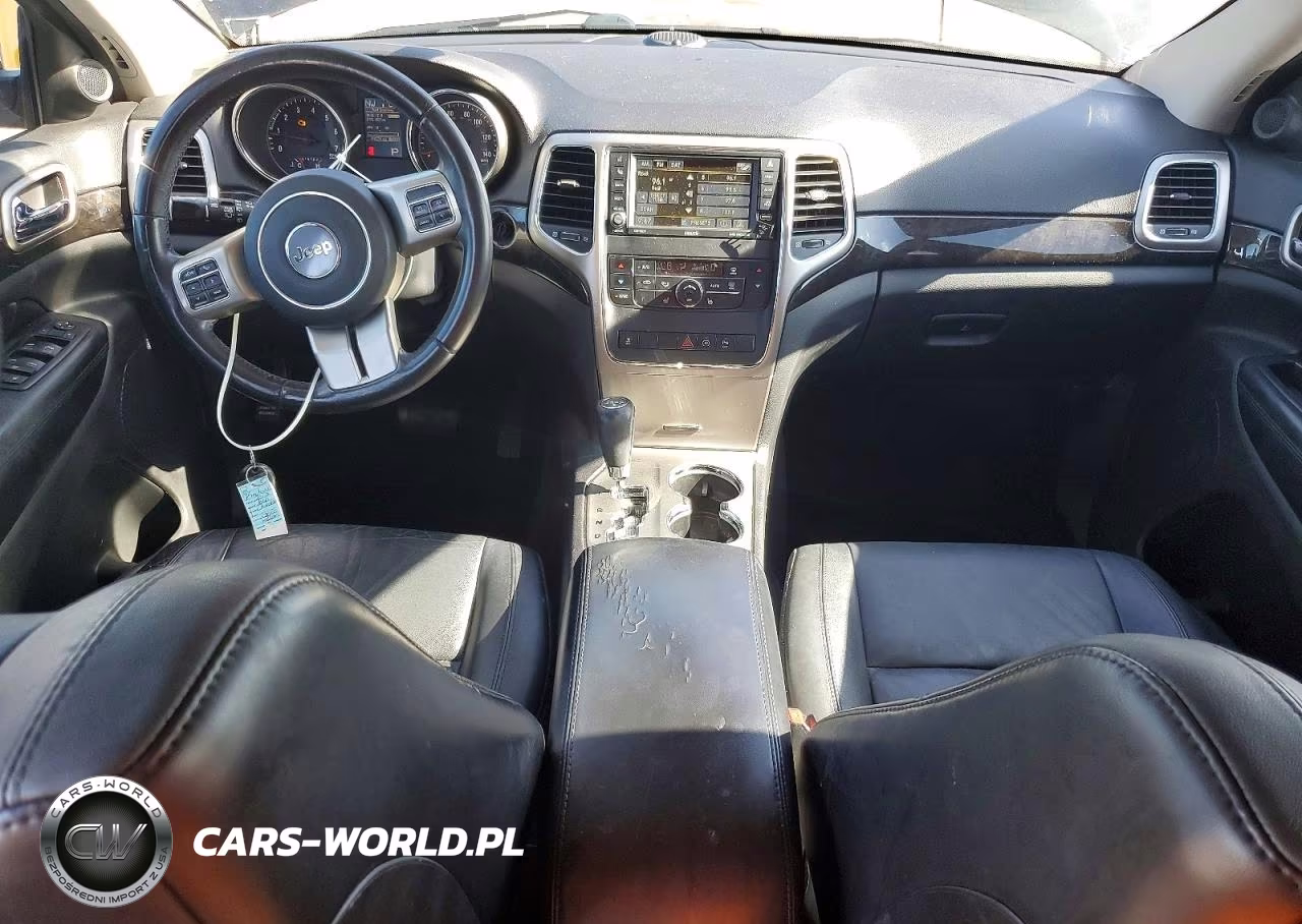 2012 Jeep Grand Cherokee Laredo VIN:1C4RJFAG3CC227320 - 8