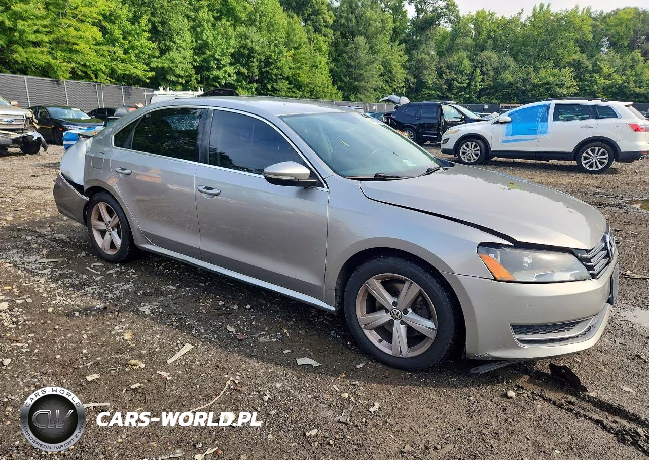 2012 Volkswagen Passat Se VIN:1VWBP7A36CC034384 - 4