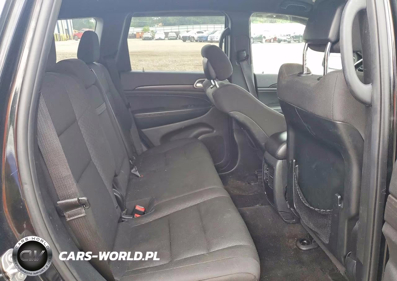 2018 Jeep Grand Cherokee Laredo VIN:1C4RJFAG2JC103438 - 10
