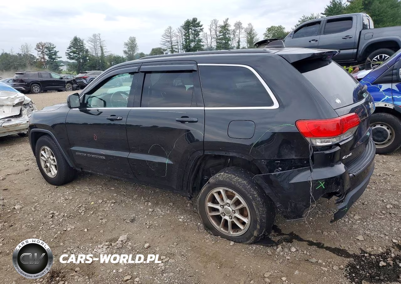 2018 Jeep Grand Cherokee Laredo VIN:1C4RJFAG2JC103438 - 2