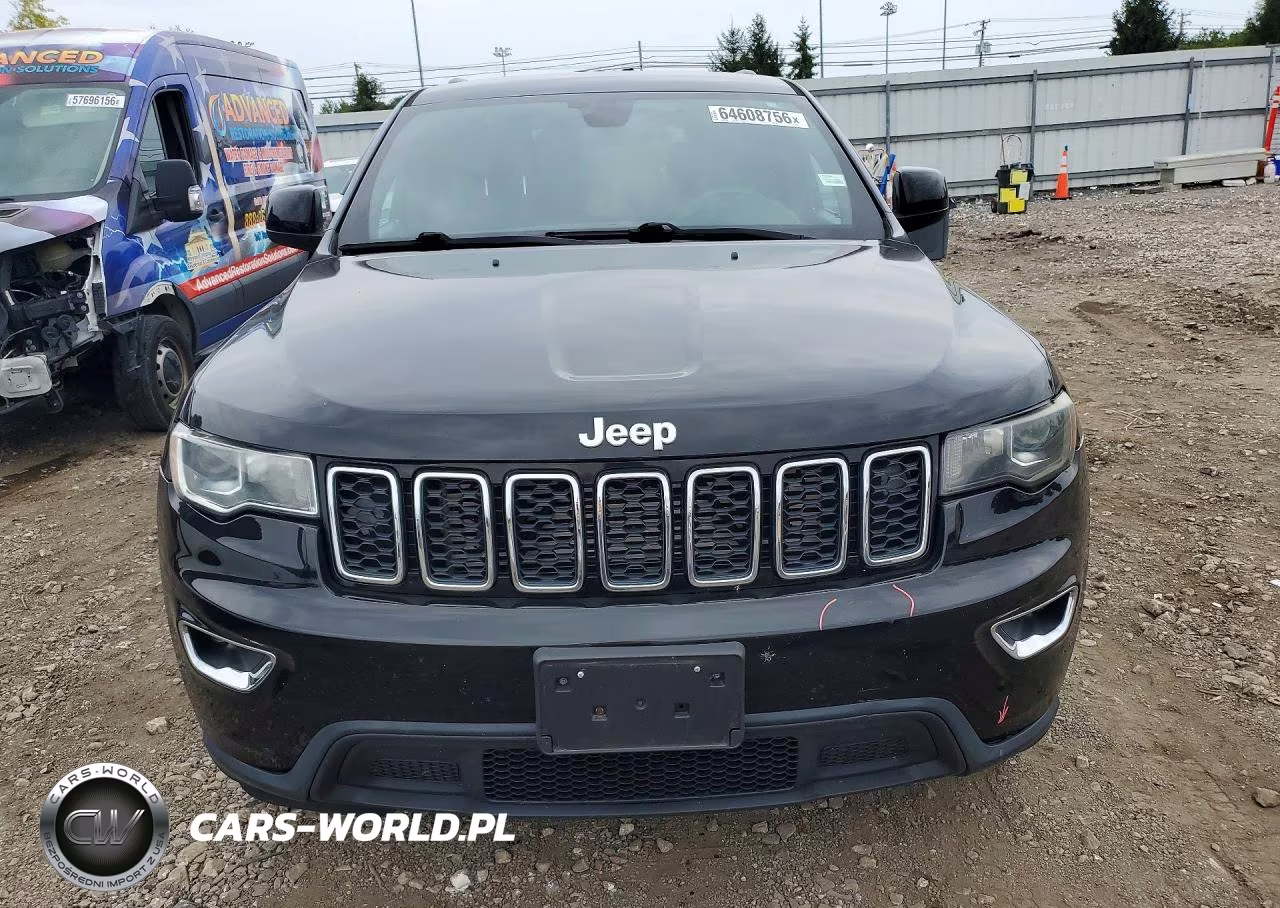 2018 Jeep Grand Cherokee Laredo VIN:1C4RJFAG2JC103438 - 5