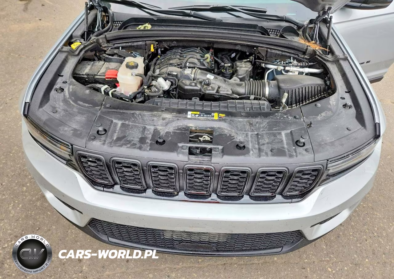 2024 Jeep Grand Cherokee Laredo VIN:1C4RJHAG3R8590644 - 12