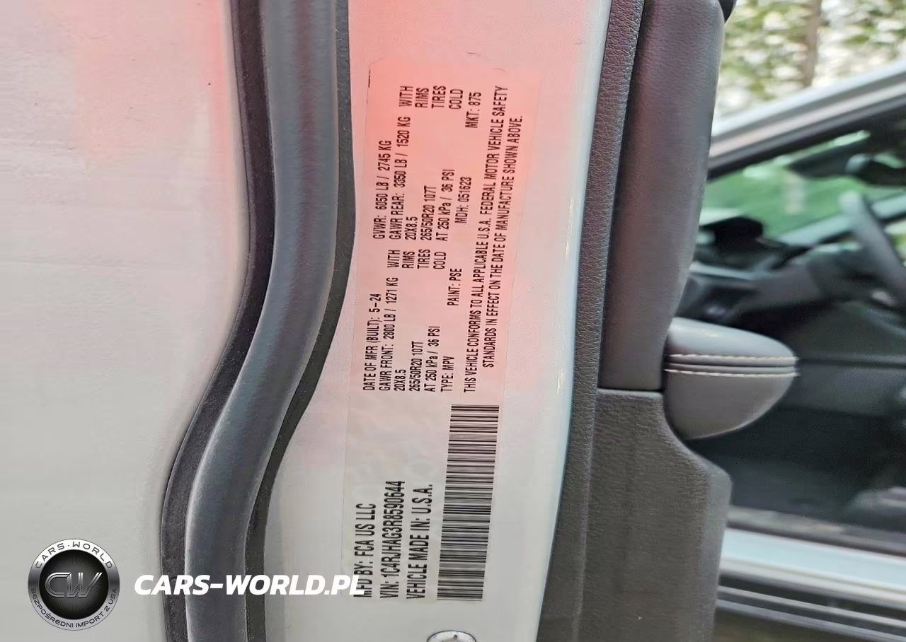 2024 Jeep Grand Cherokee Laredo VIN:1C4RJHAG3R8590644 - 13