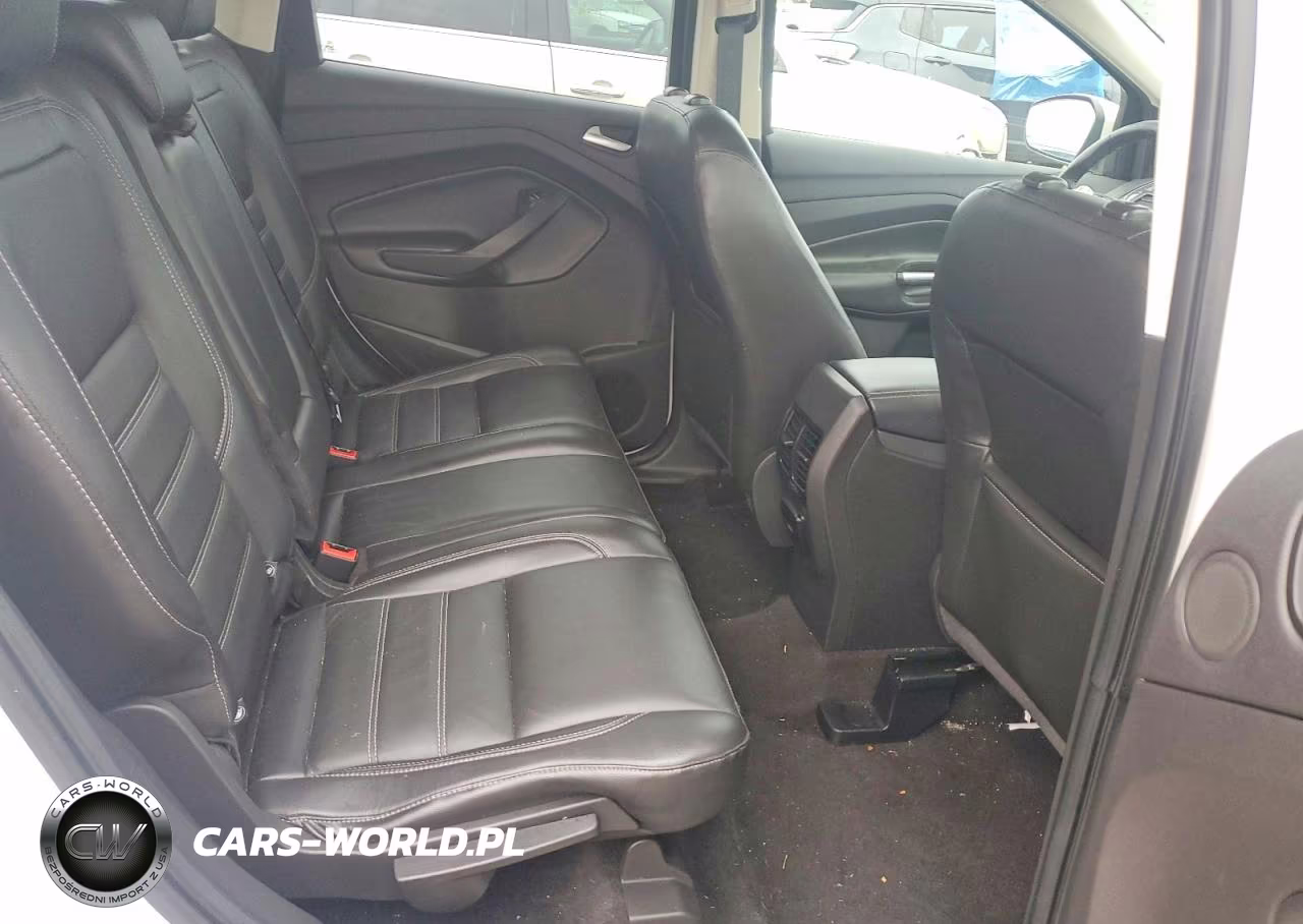 2018 Ford Escape Titanium VIN:1FMCU9J97JUA00022 - 11