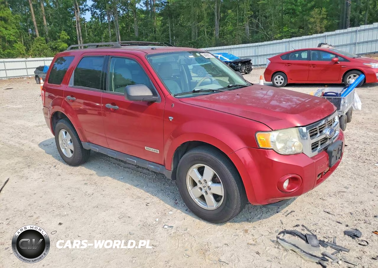 2008 Ford Escape Xlt VIN:1FMCU931X8KA76640 - 4