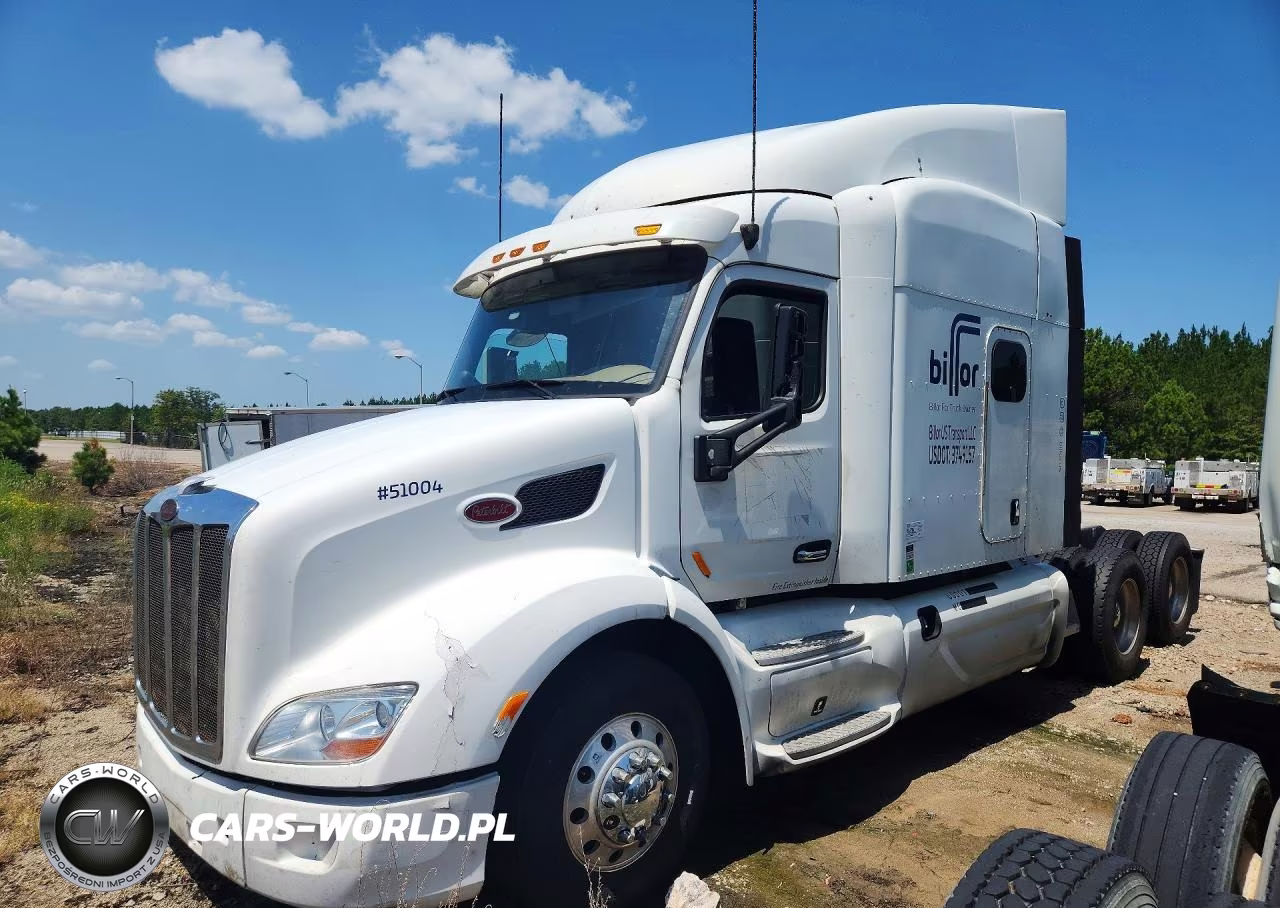 2016 Peterbilt 579 Semi Truck