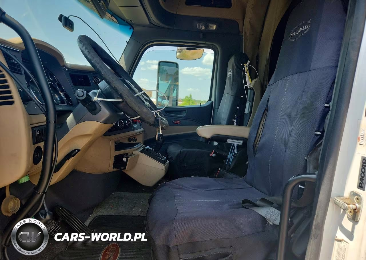 2016 Peterbilt 579 Semi Truck VIN:1XPBDP8X2GD371220 - 7