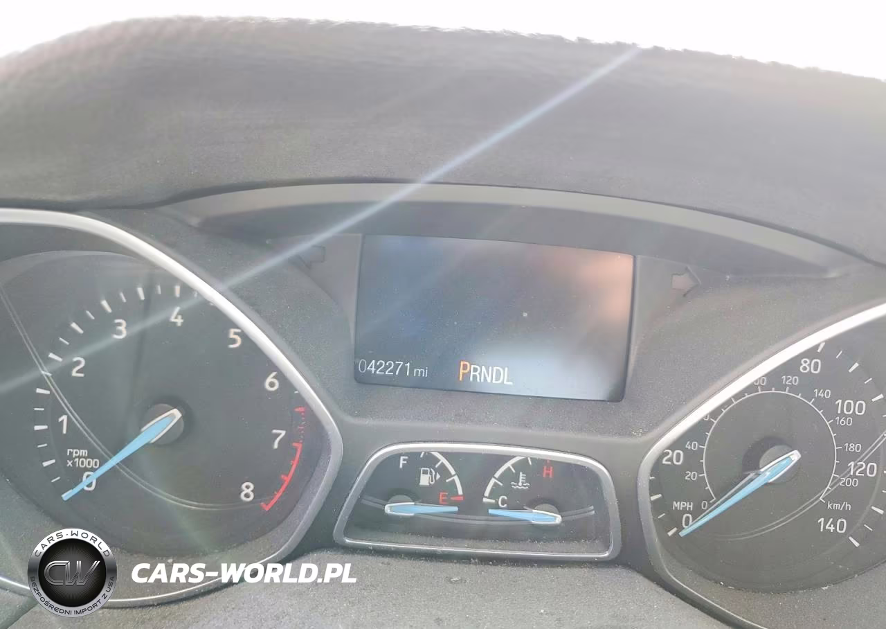 2016 Ford Focus S VIN:1FADP3E27GL221540 - 9