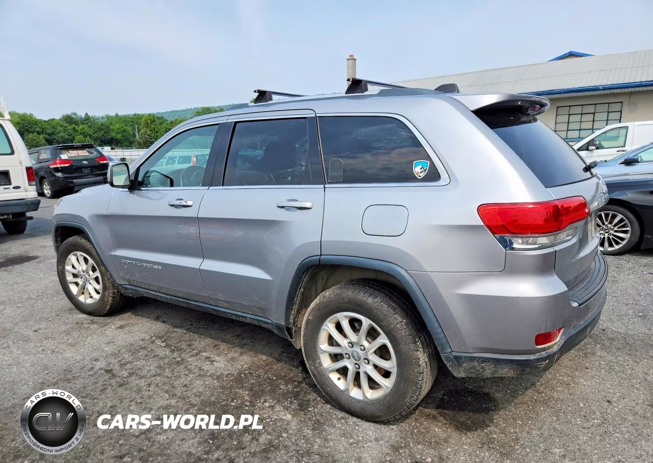 2015 Jeep Grand Cherokee Laredo VIN:1C4RJEAG9FC714035 - 2