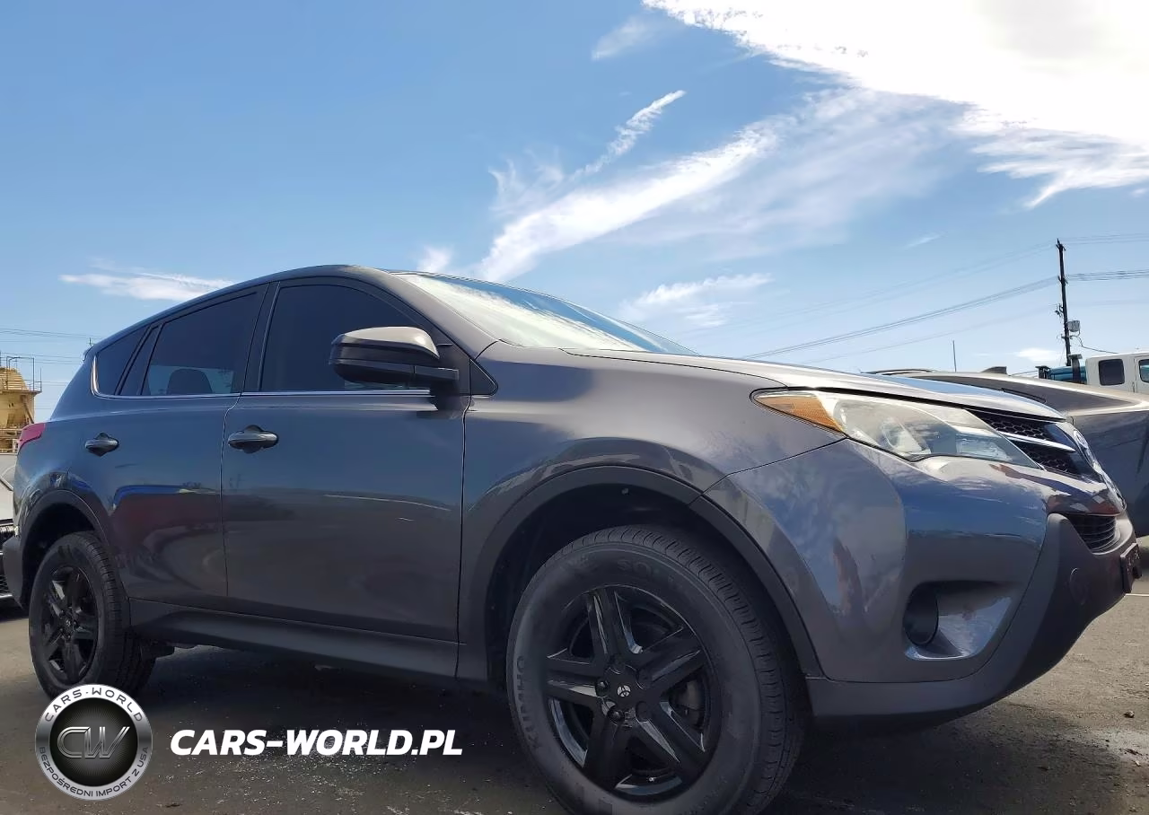 2015 Toyota Rav4 Le VIN:JTMZFREV6FD063295 - 4