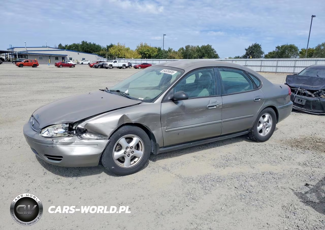 2004 Ford Taurus Se