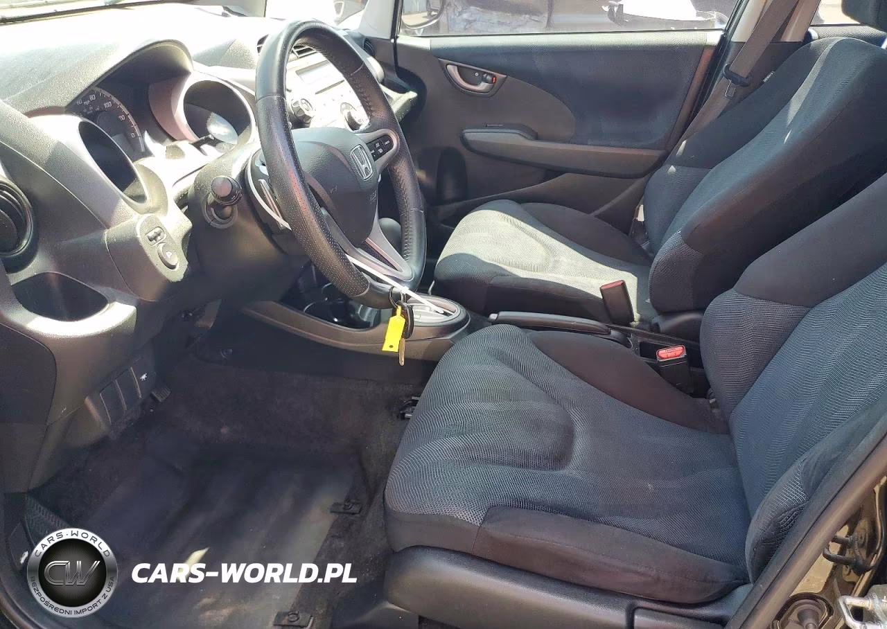 2009 Honda Fit Sport VIN:JHMGE884X9S003719 - 7