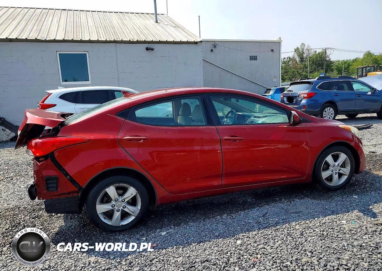 2013 Hyundai Elantra Gls VIN:5NPDH4AE4DH347058 - 3