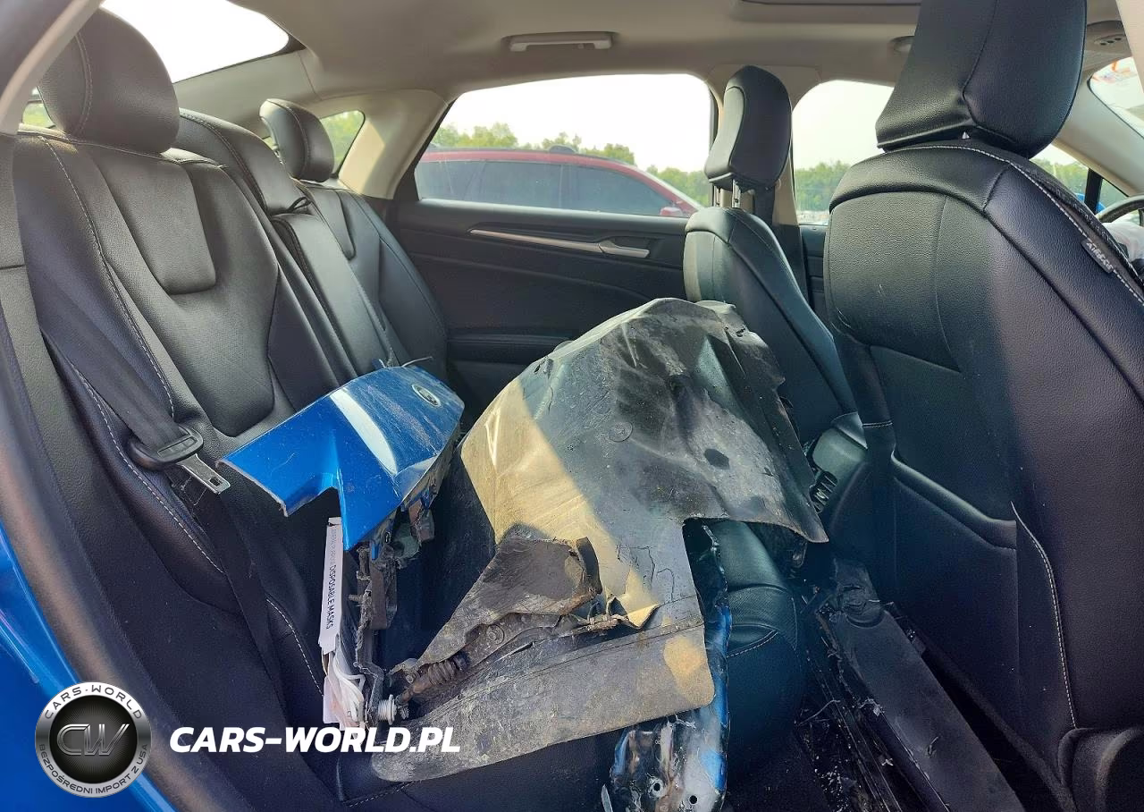 2020 Ford Fusion Titanium VIN:3FA6P0D93LR175139 - 10