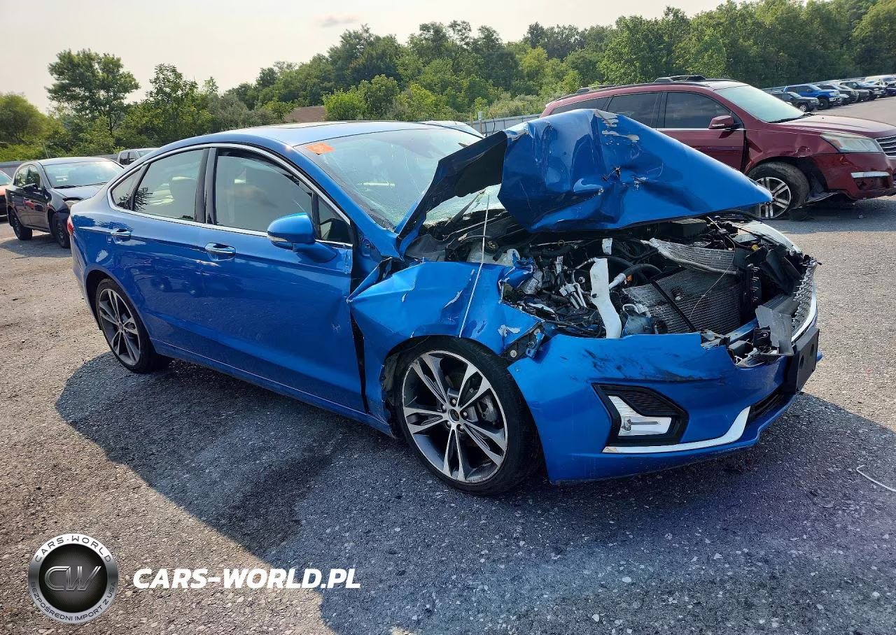 2020 Ford Fusion Titanium VIN:3FA6P0D93LR175139 - 4