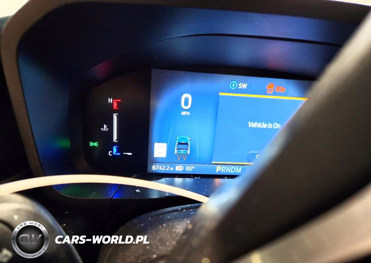 2025 Ford Maverick Lobo-Premium VIN:3FTCW8PA7SRA98309 - 9