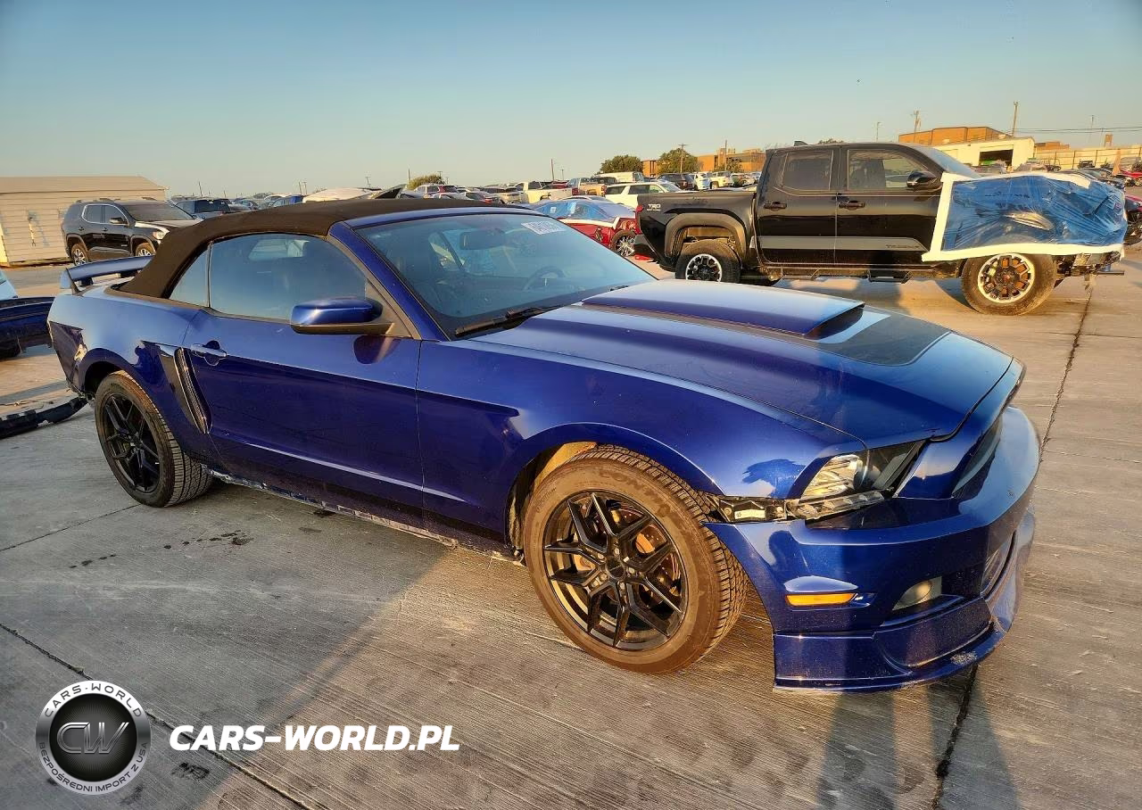 2013 Ford Mustang VIN:1ZVBP8EM2D5250859 - 4