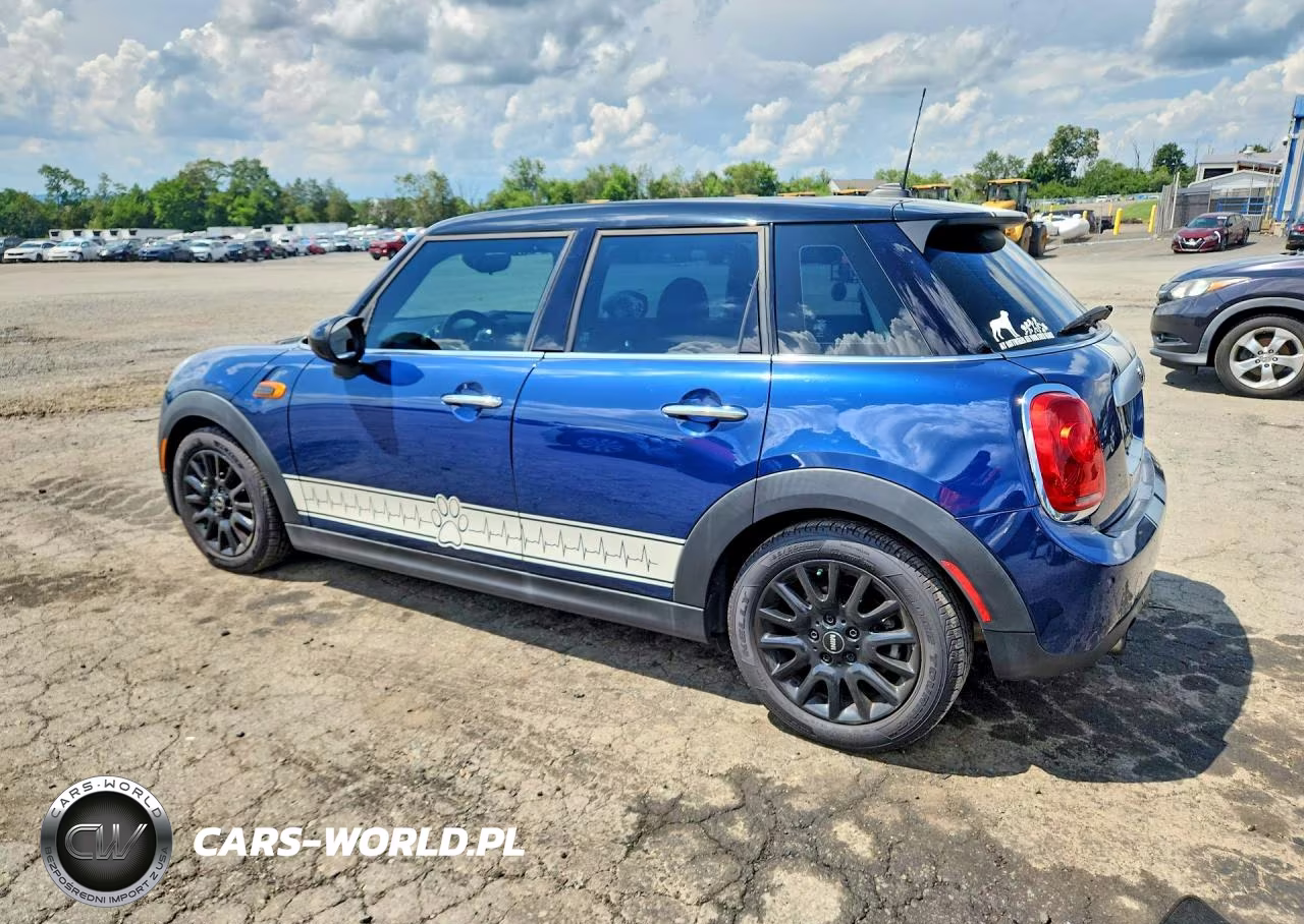 2015 Mini Cooper VIN:WMWXS5C57FT832260 - 2