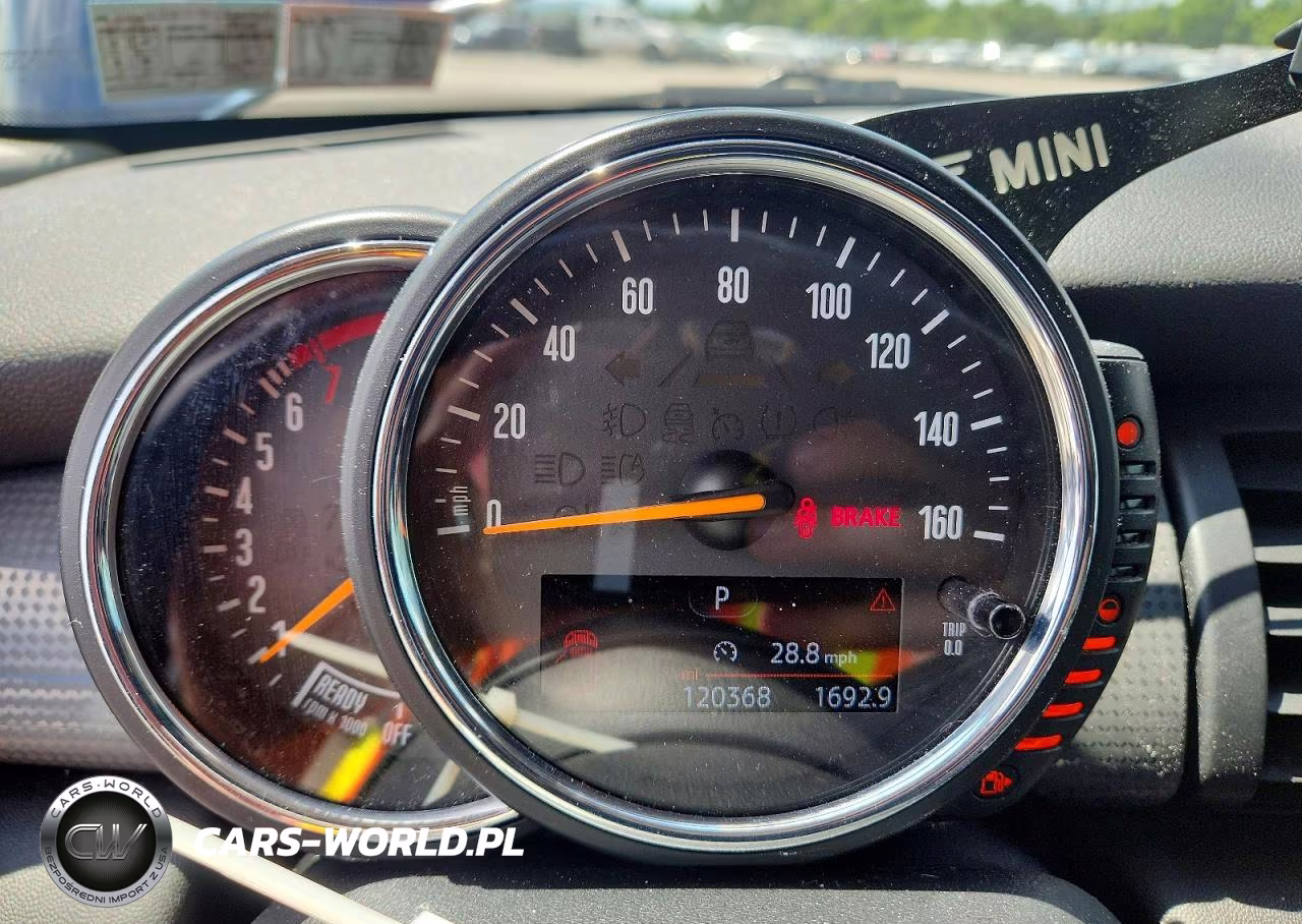2015 Mini Cooper VIN:WMWXS5C57FT832260 - 9