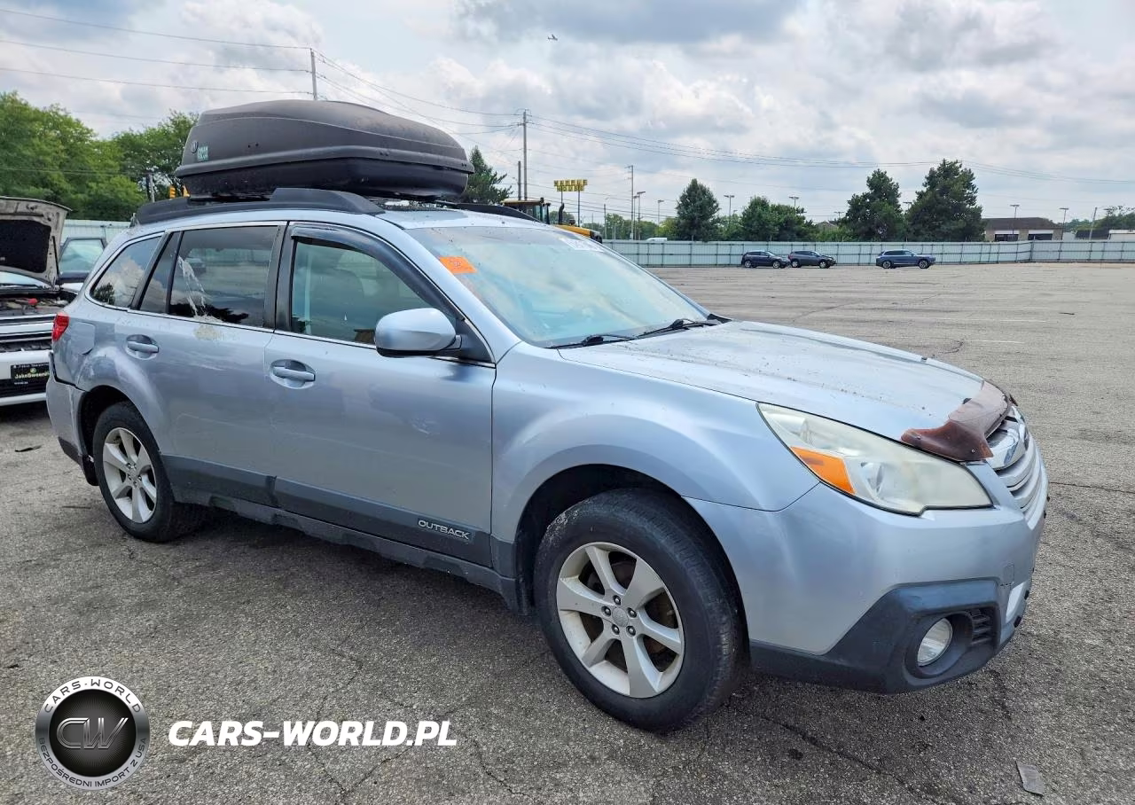 2013 Subaru Outback 2.5I Premium VIN:4S4BRCGC4D3216384 - 4