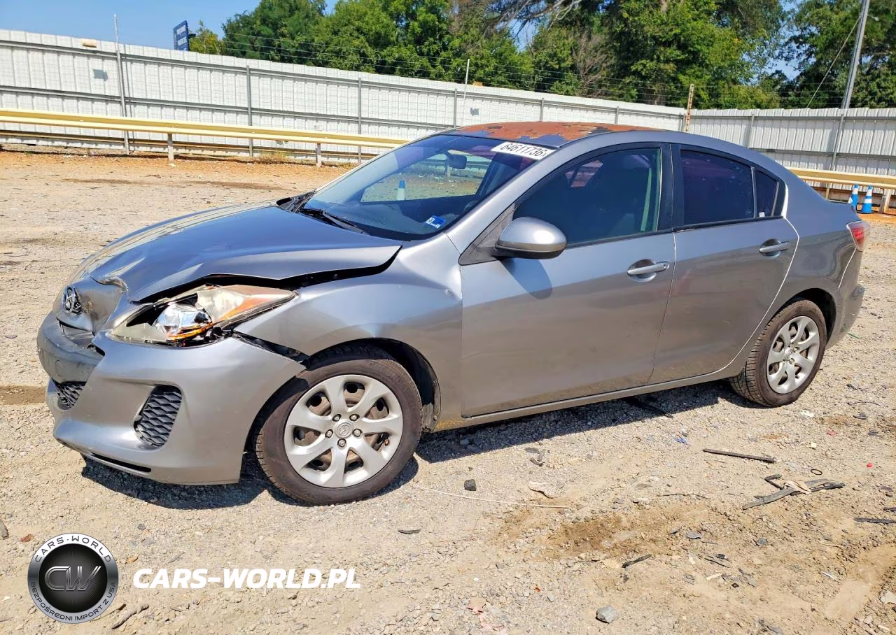 2013 Mazda 3 I