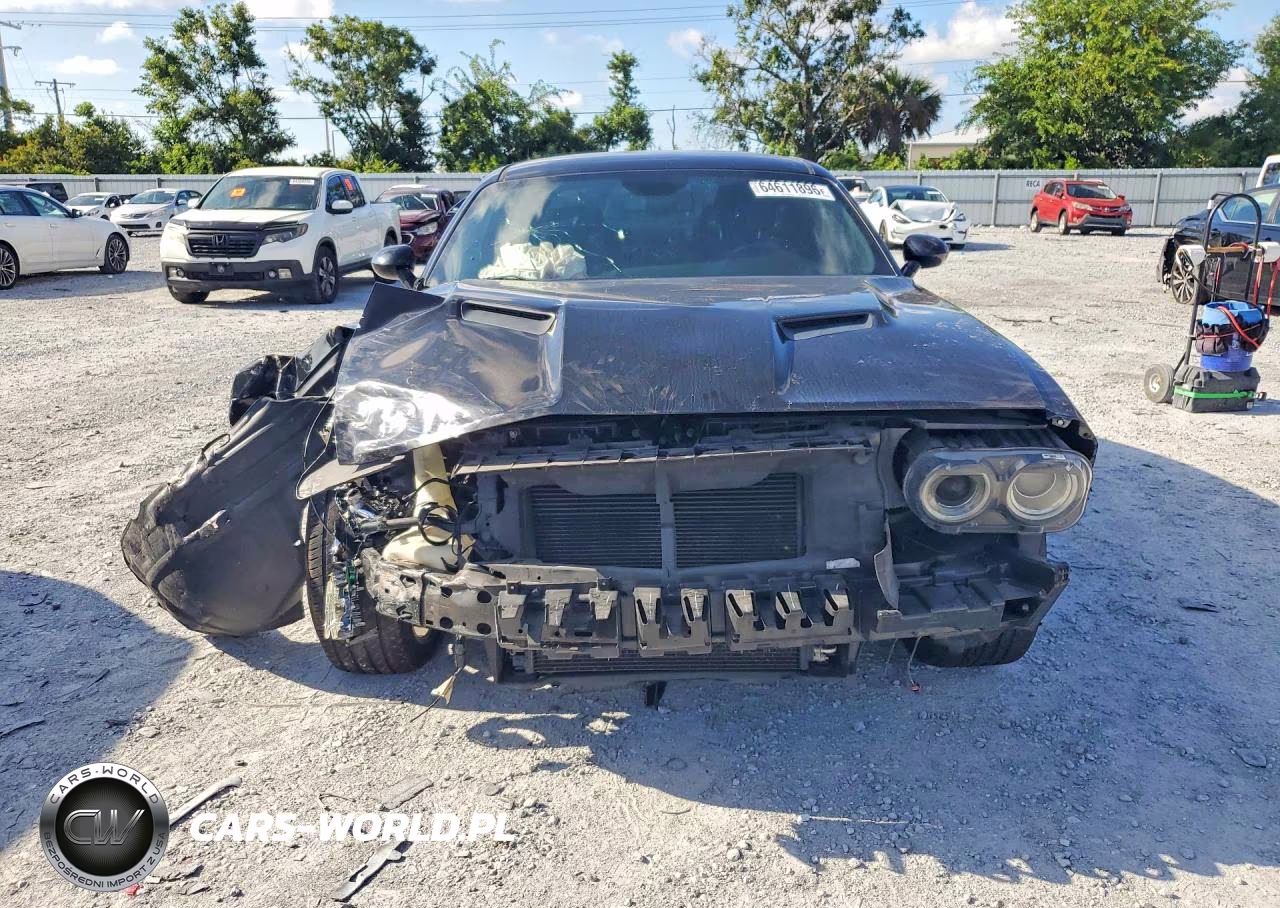2019 Dodge Challenger Sxt VIN:2C3CDZAG6KH714526 - 5