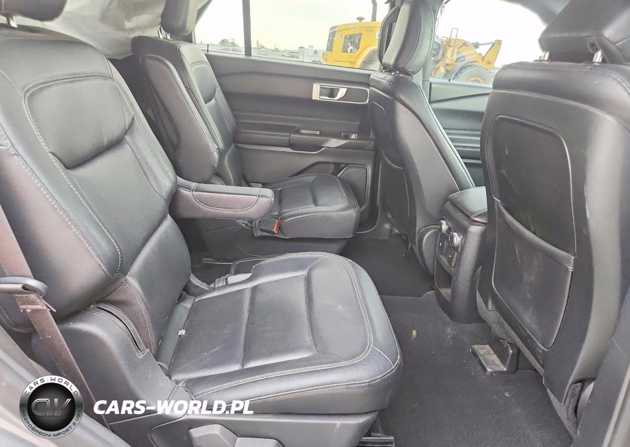 2020 Ford Explorer Xlt VIN:1FMSK8DHXLGA39641 - 11