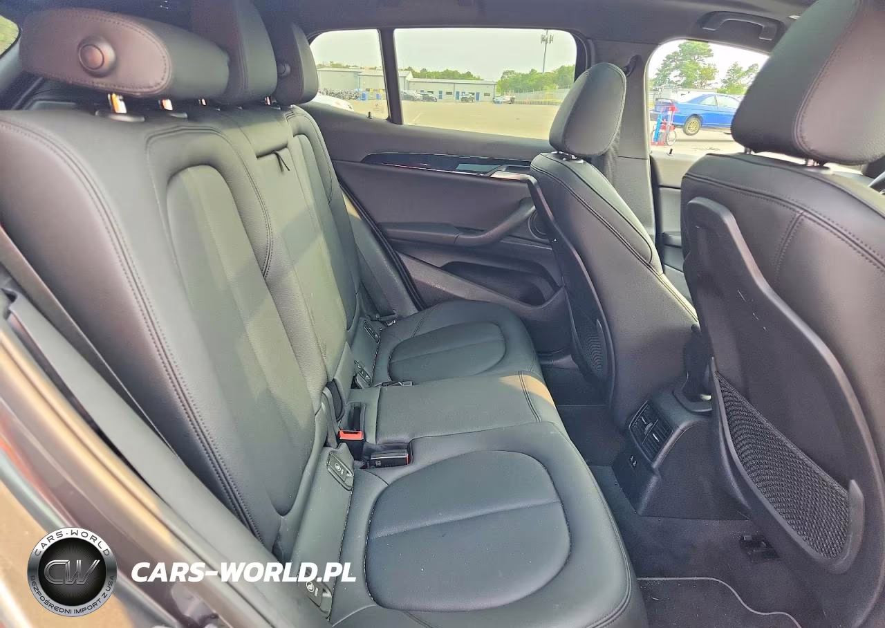 2019 BMW X2 xDrive28I VIN:WBXYJ5C58KEF83594 - 11