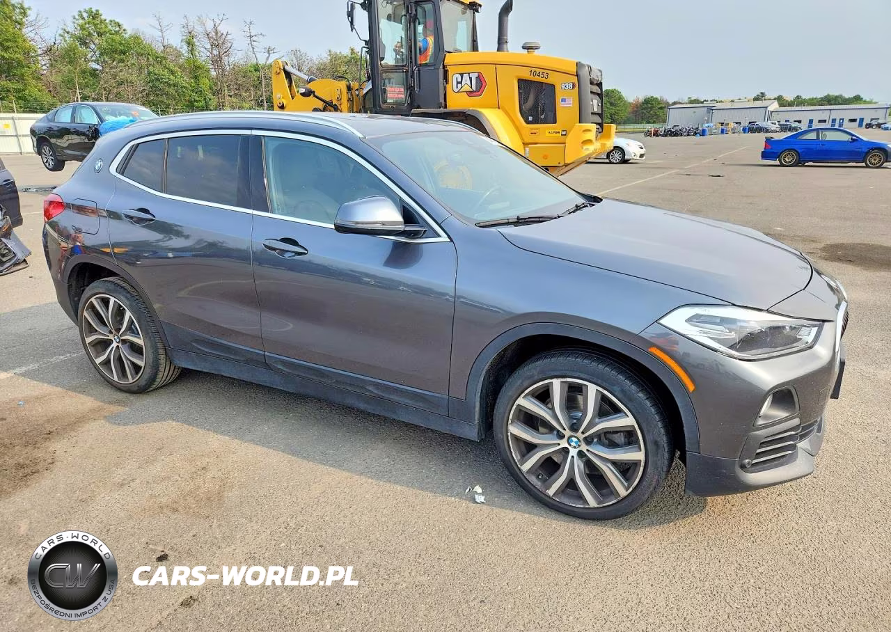 2019 BMW X2 xDrive28I VIN:WBXYJ5C58KEF83594 - 4