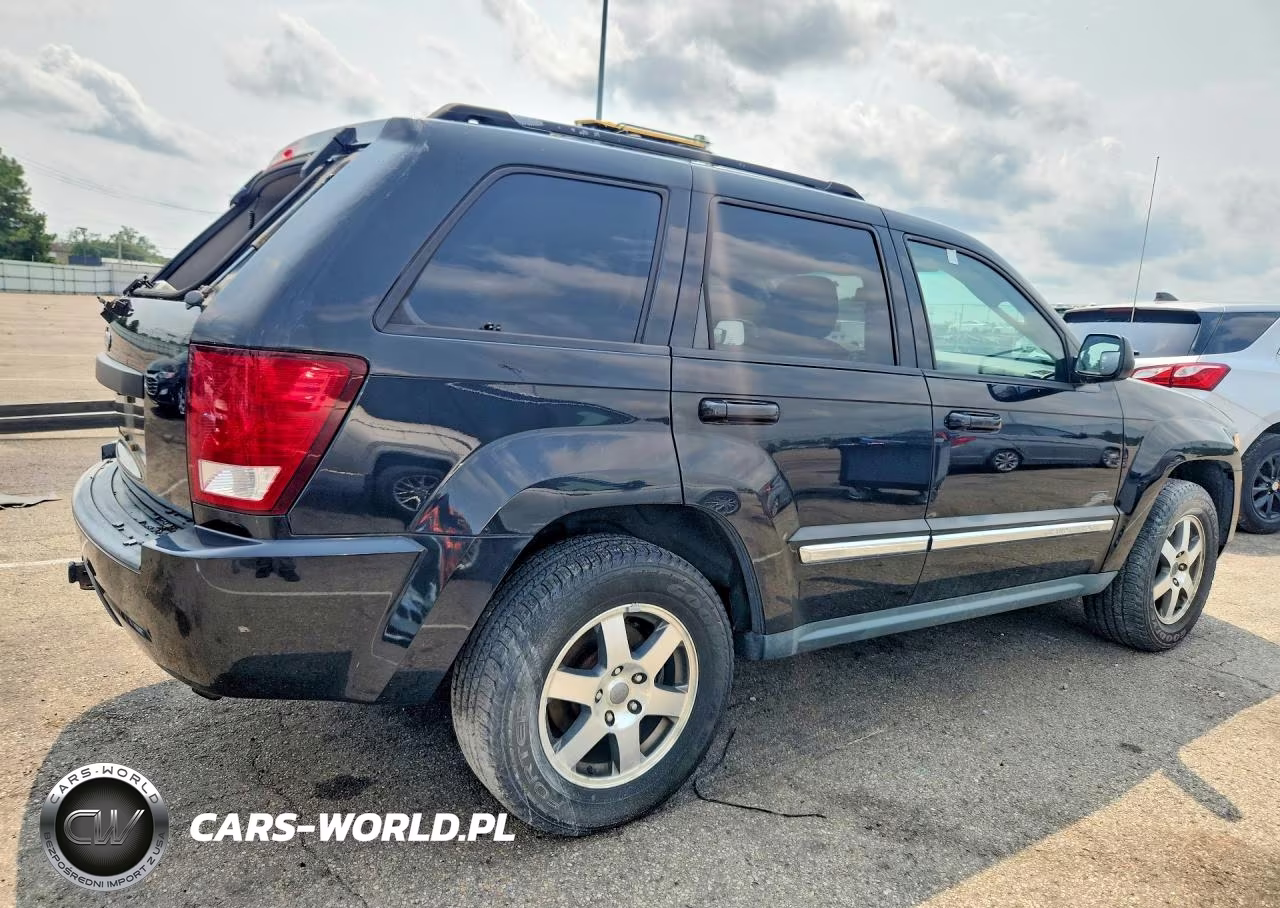 2009 Jeep Grand Cherokee Laredo VIN:1J8GR48K79C549281 - 3