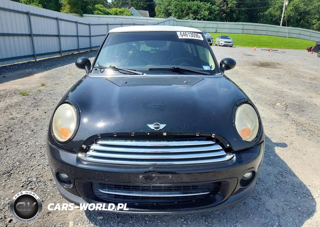 2011 Mini Cooper VIN:WMWSU3C5XBTX97460 - 5