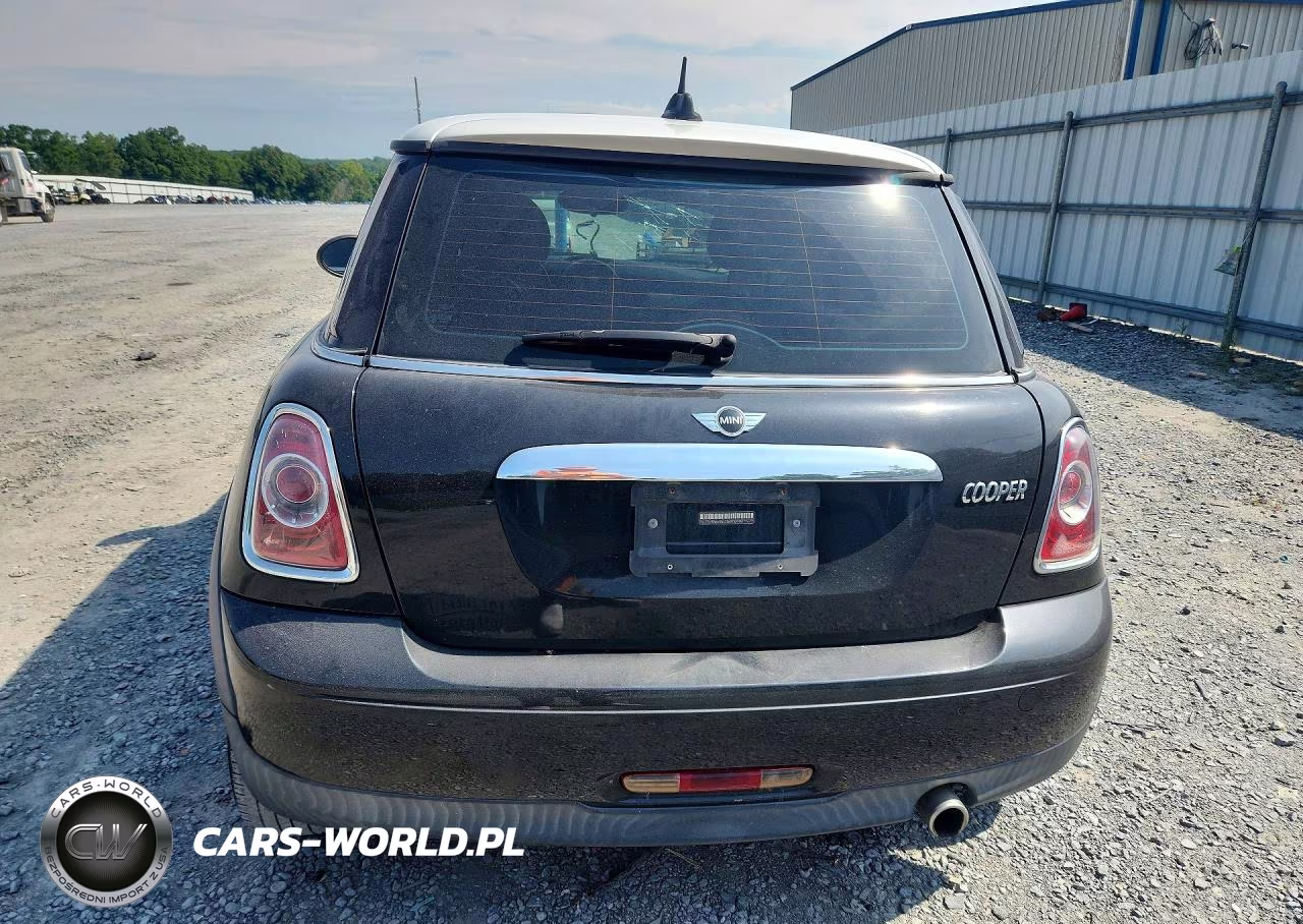 2011 Mini Cooper VIN:WMWSU3C5XBTX97460 - 6