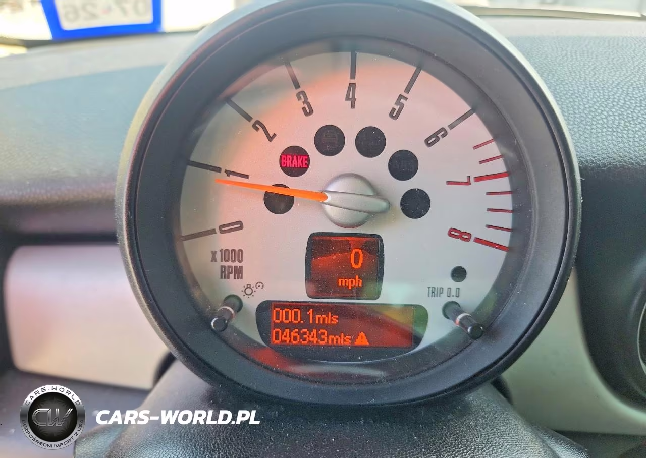 2011 Mini Cooper VIN:WMWSU3C5XBTX97460 - 9