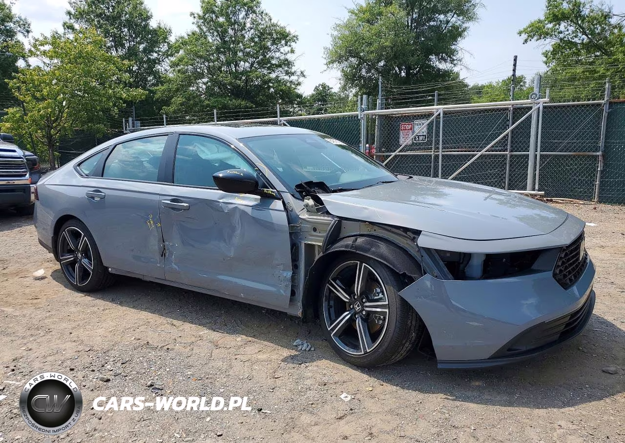 2026 Honda Accord Hybrid Sport VIN:1HGCY2F5XTA001483 - 4