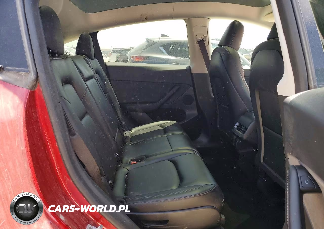 2025 Tesla Model Y VIN:7SAYGAEE9SF247453 - 11