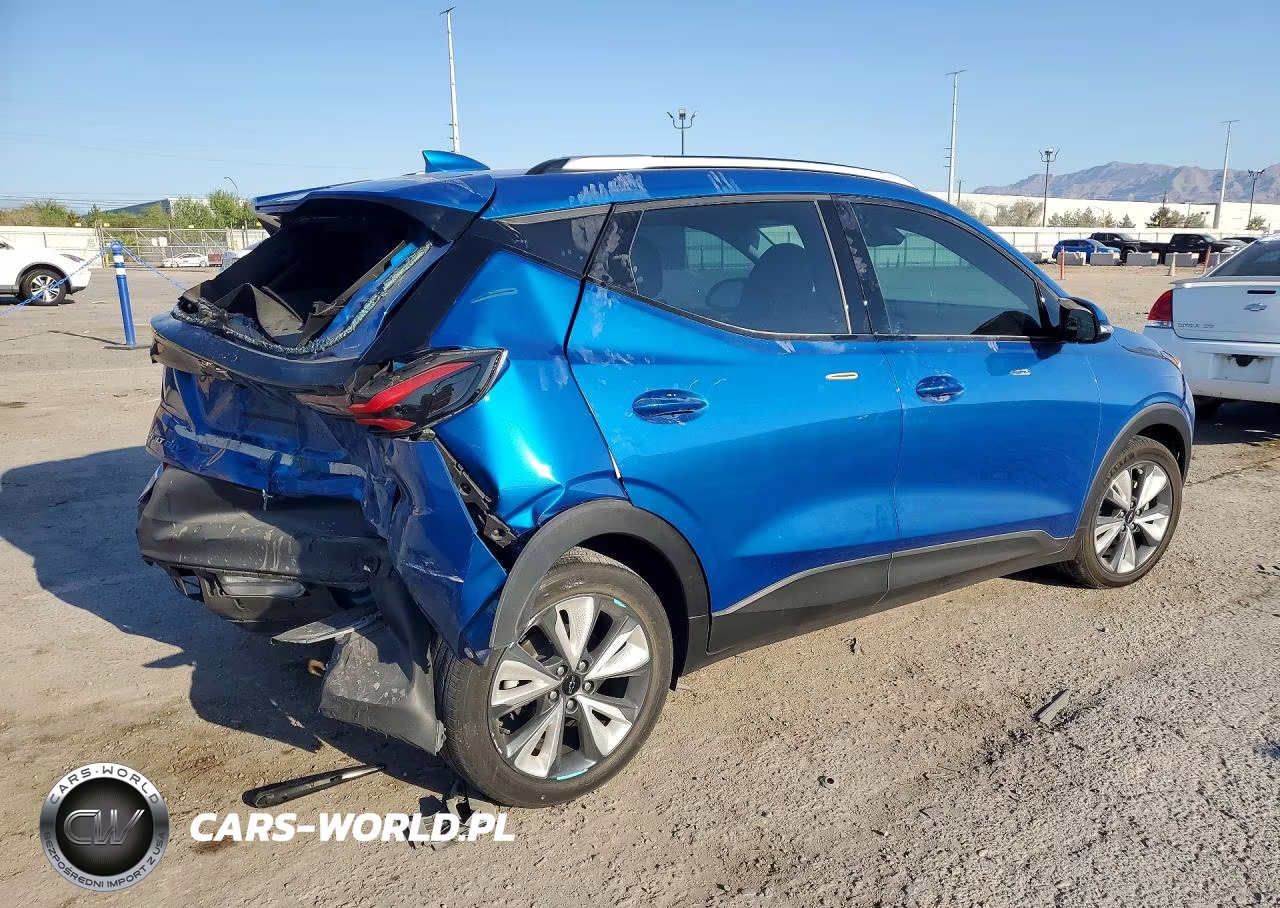 2022 Chevrolet Bolt Euv Lt VIN:1G1FY6S04N4121822 - 3