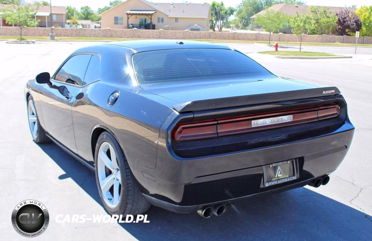2008 Dodge Challenger Srt-8 VIN:2B3LJ74W28H302271 - 4
