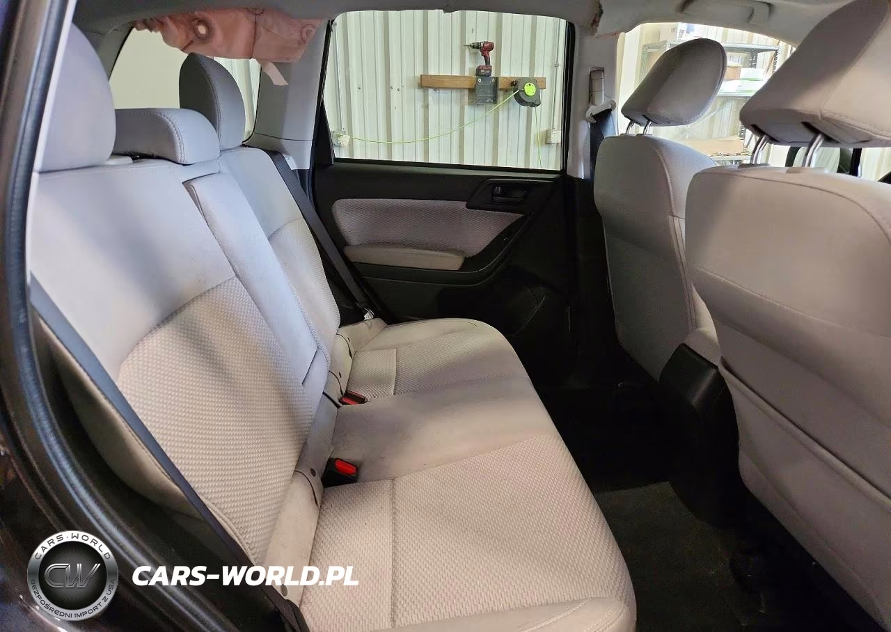2018 Subaru Forester 2.5I Premium VIN:JF2SJAEC6JG527288 - 11
