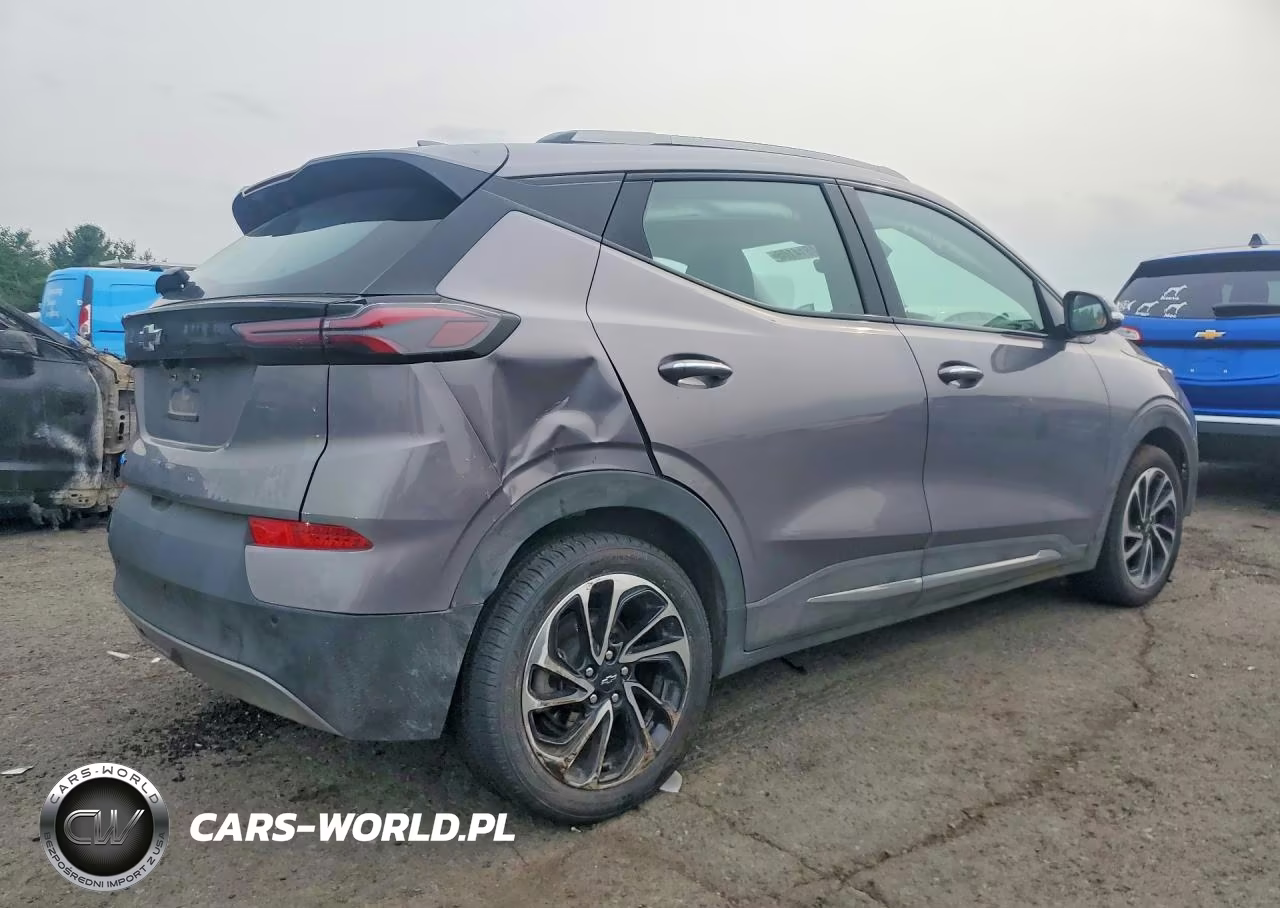 2023 Chevrolet Bolt Euv Premier VIN:1G1FZ6S07P4193517 - 3