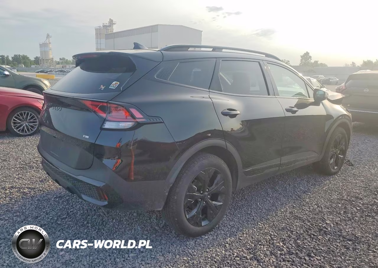 2025 Kia Sportage X Line VIN:5XYK6CDF3SG324242 - 3
