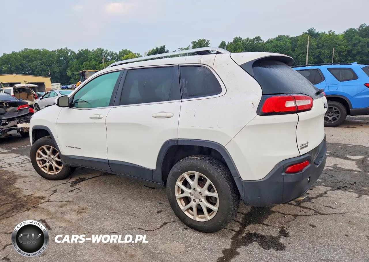 2014 Jeep Cherokee Latitude VIN:1C4PJMCB7EW165953 - 2