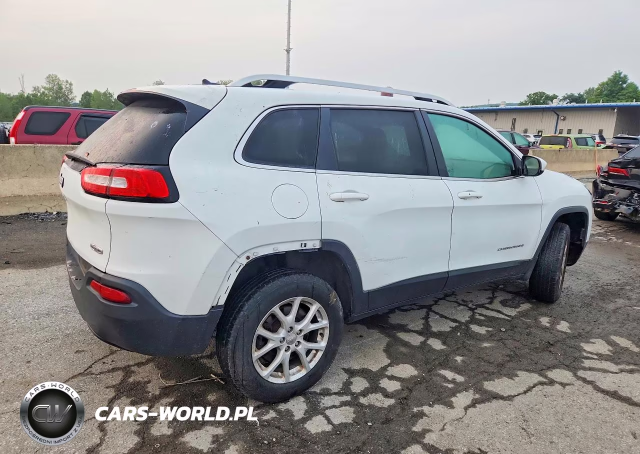 2014 Jeep Cherokee Latitude VIN:1C4PJMCB7EW165953 - 3
