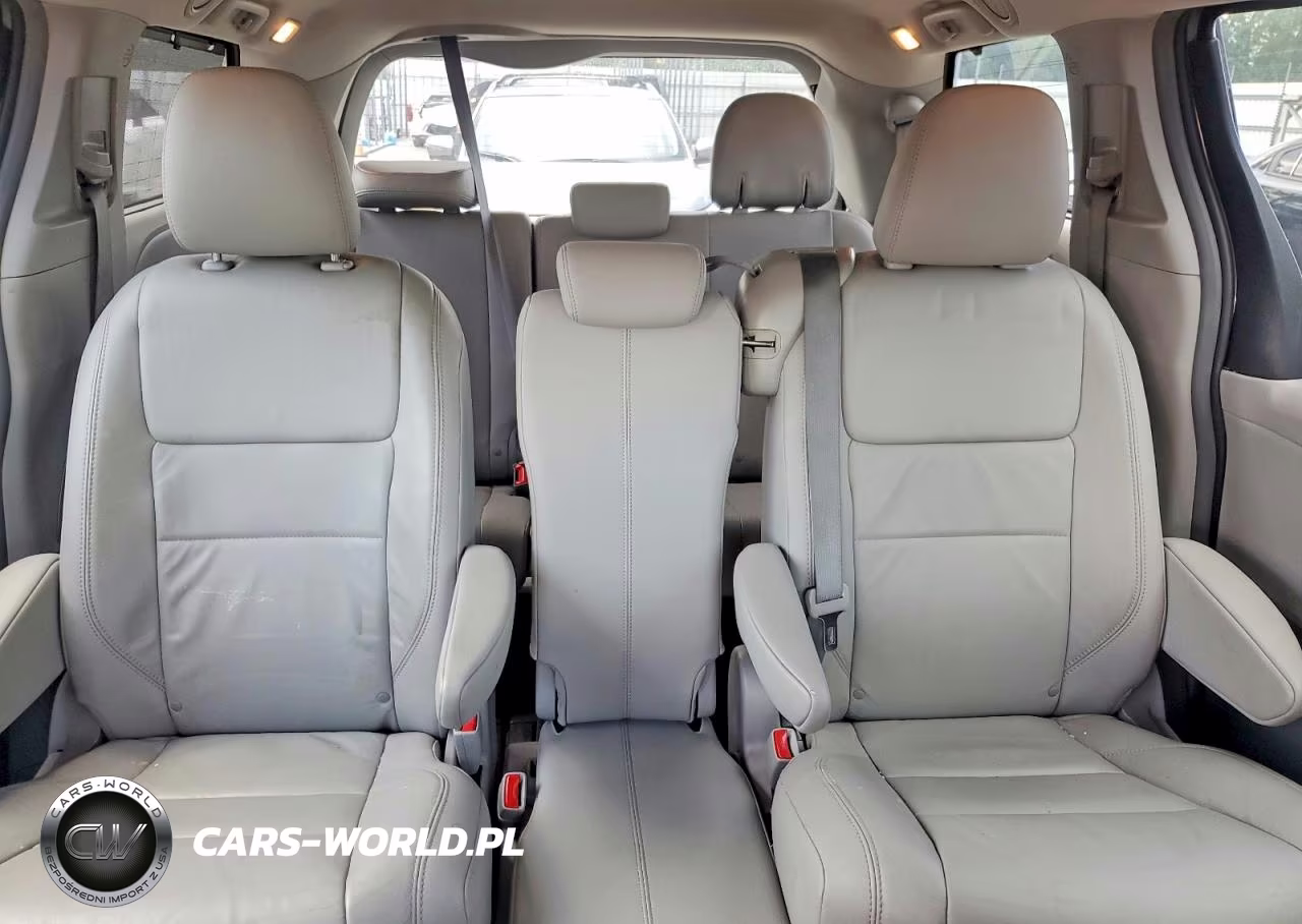 2015 Toyota Sienna Xle 8-Passenger VIN:5TDYK3DC5FS655635 - 10