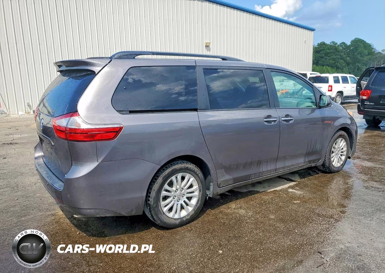 2015 Toyota Sienna Xle 8-Passenger VIN:5TDYK3DC5FS655635 - 3