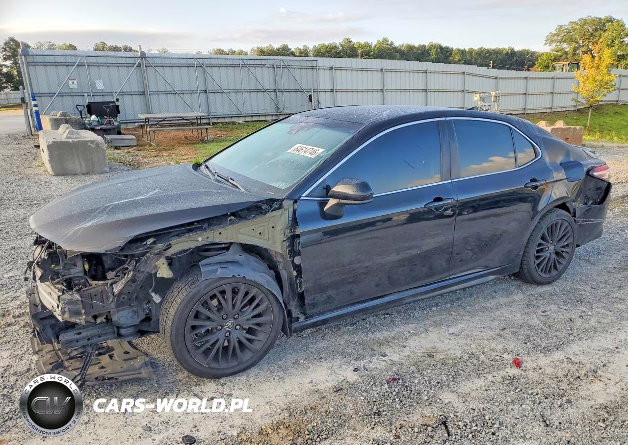 2020 Toyota Camry Se