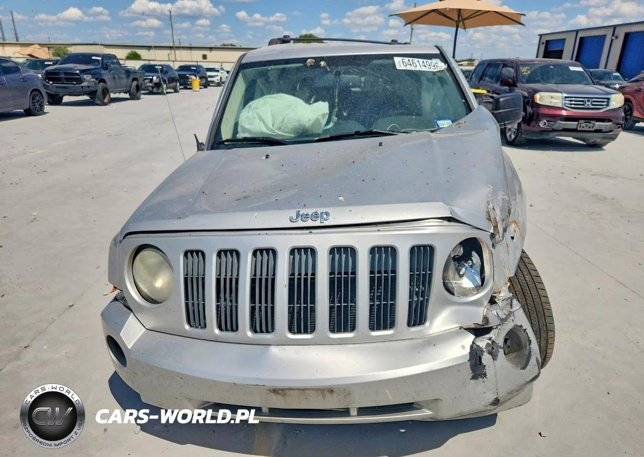 2009 Jeep Patriot Sport VIN:1J8FT28B69D159591 - 5