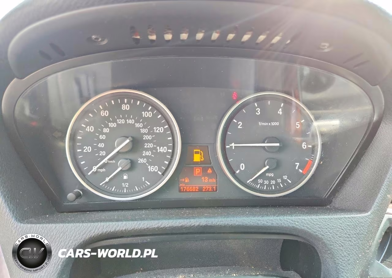 2007 BMW X5 4.8I VIN:4USFE83517LY65287 - 9