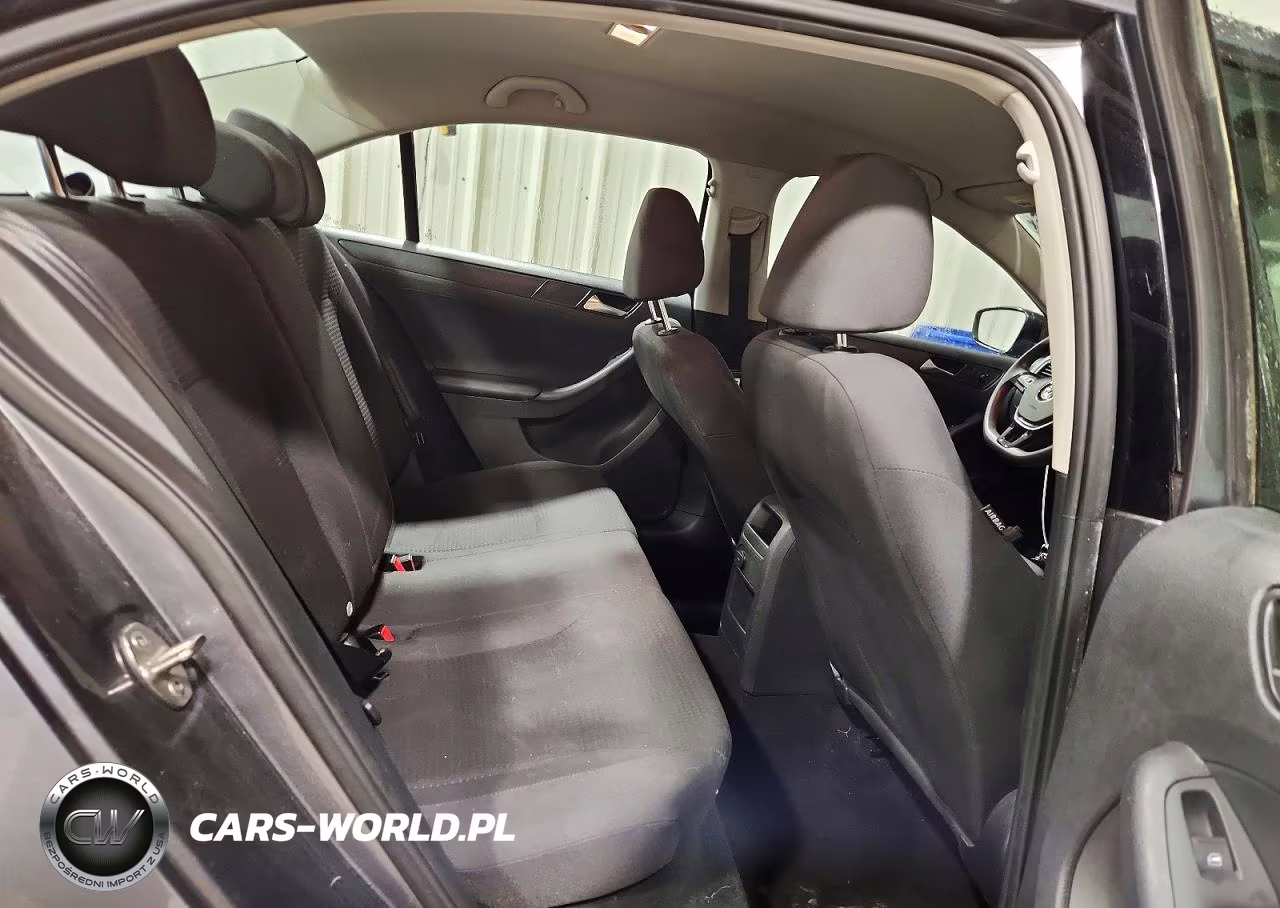 2016 Volkswagen Jetta S VIN:3VW267AJ5GM288044 - 10