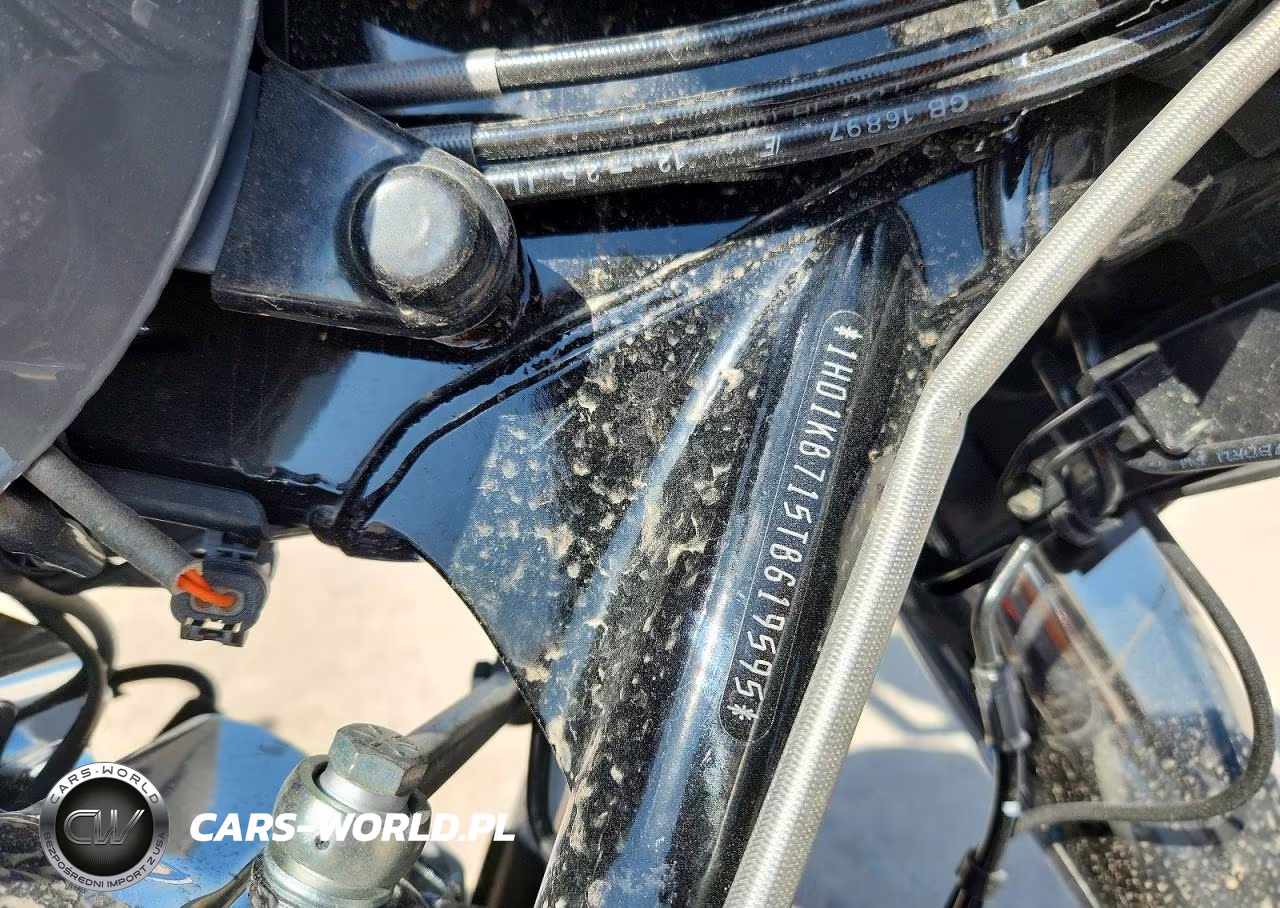 2026 Harley-Davidson Flhx VIN:1HD1KB715TB619595 - 8